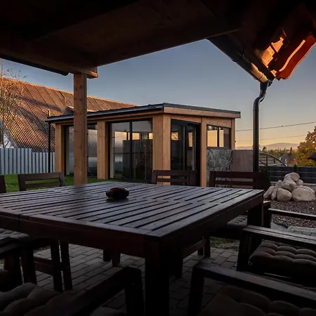 Kukana And Kuku With Heated Pool, Sauna And Jacuzzi In Tatras Vysoke Tatry