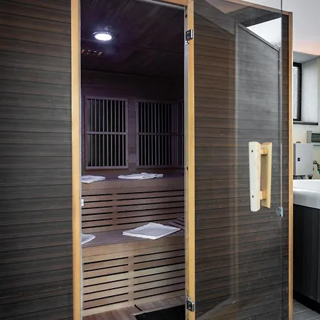 Kukana And Kuku With Private Pool, Sauna And Jacuzzi, Chalet