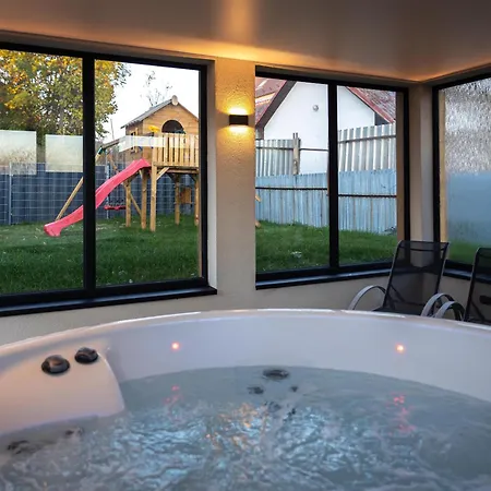 Kukana And Kuku With Private Pool, Sauna And Jacuzzi, Vysoke Tatry